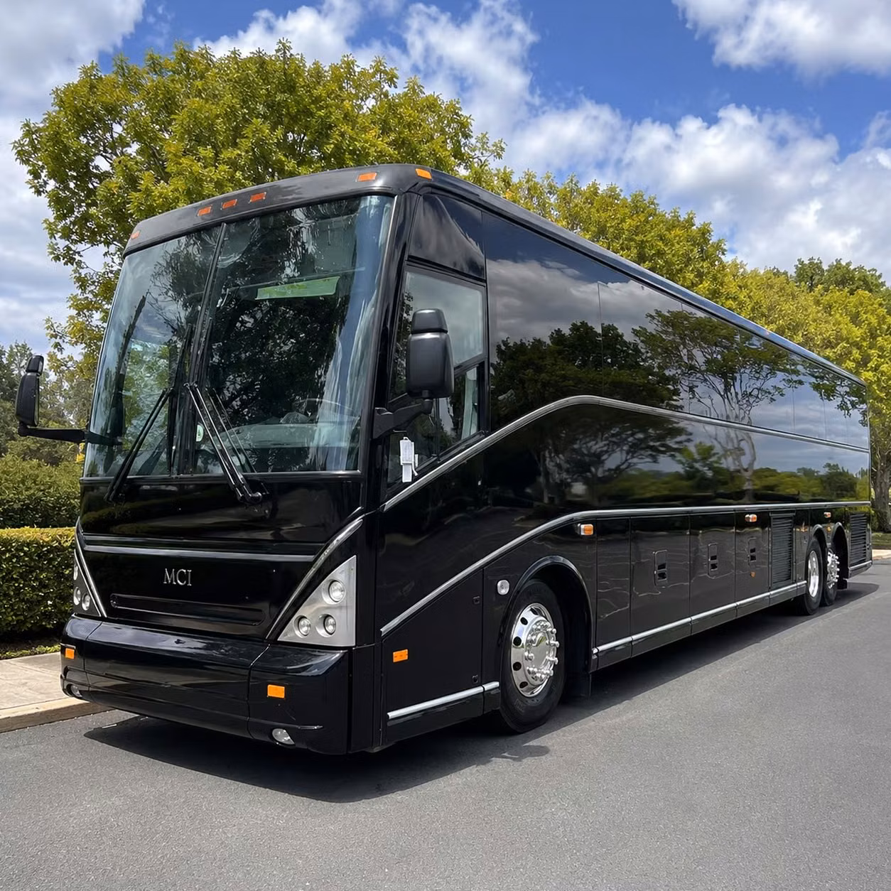 charter bus and party bus rentals for shows at neal s blaisdell center