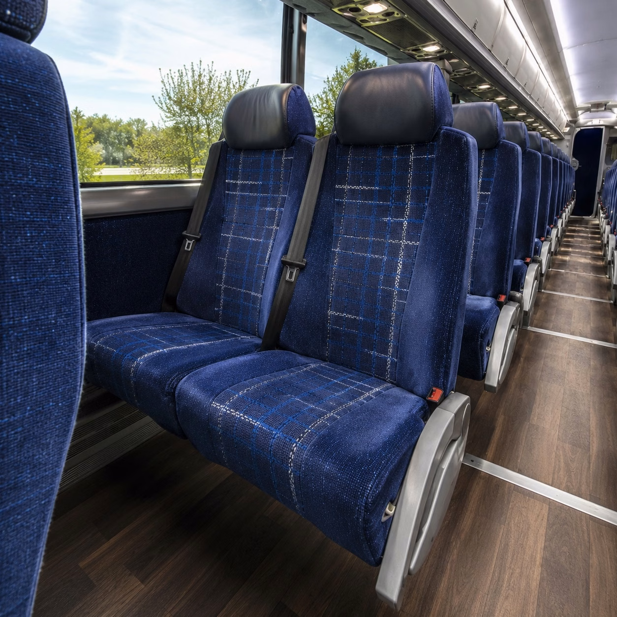 honolulu charter bus interior
